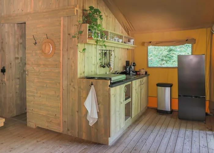 Vakantiepark Buitenplaats Beekhuizen *